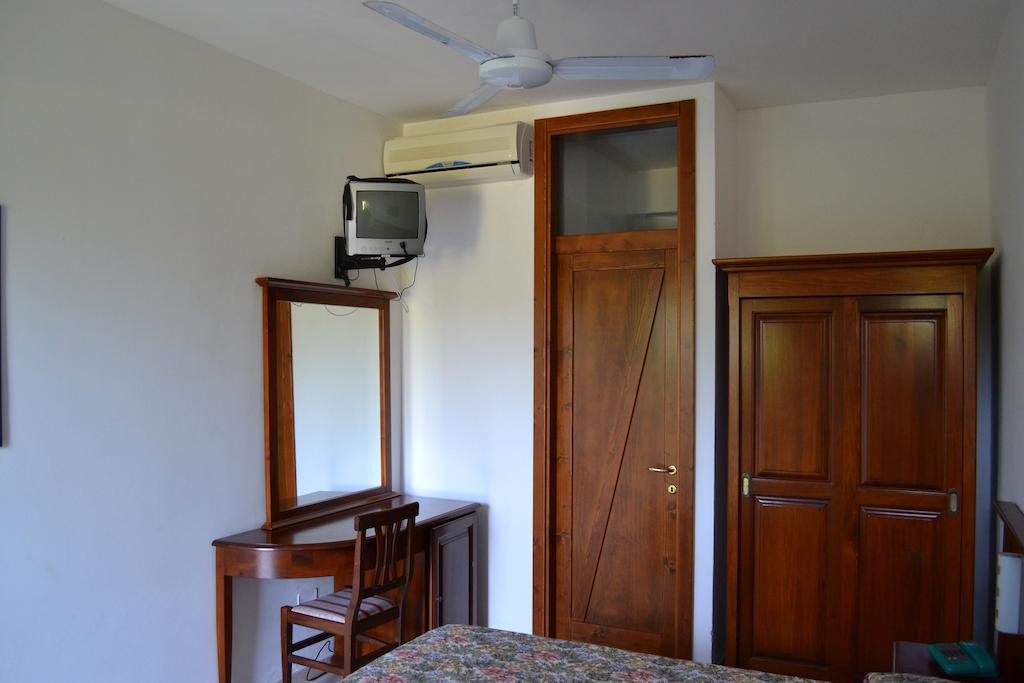 Resort La Brunese Torre dell'Orso Room photo