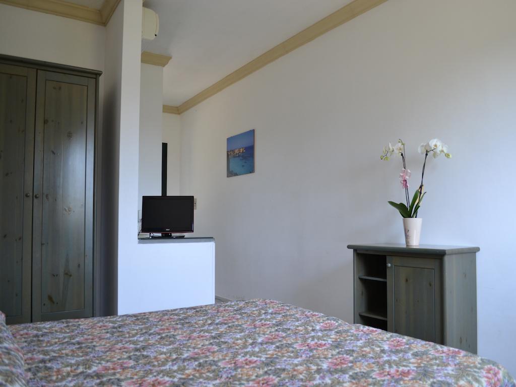 Resort La Brunese Torre dell'Orso Room photo
