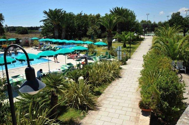 Resort La Brunese Torre dell'Orso Exterior photo